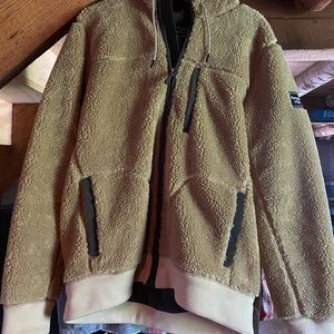 Fuzzy Abercrombie& fitch jacket